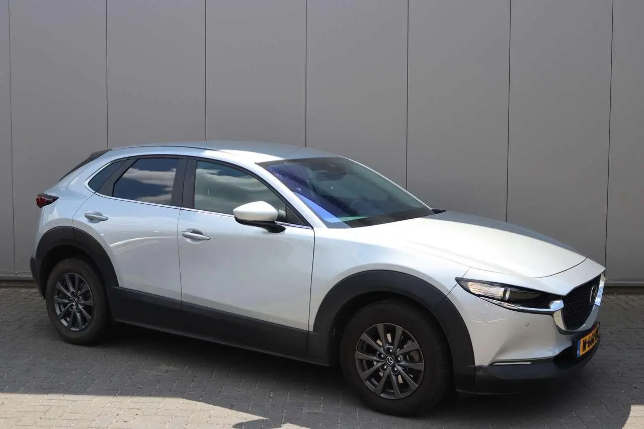 Photo 1 : Mazda Cx-30 2020 Hybride