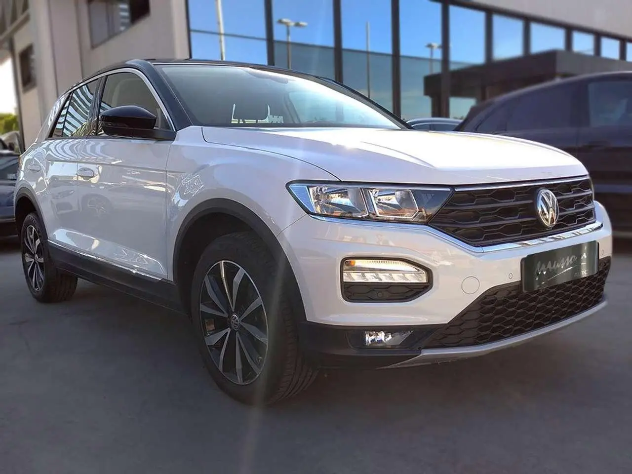 Photo 1 : Volkswagen T-roc 2019 Essence