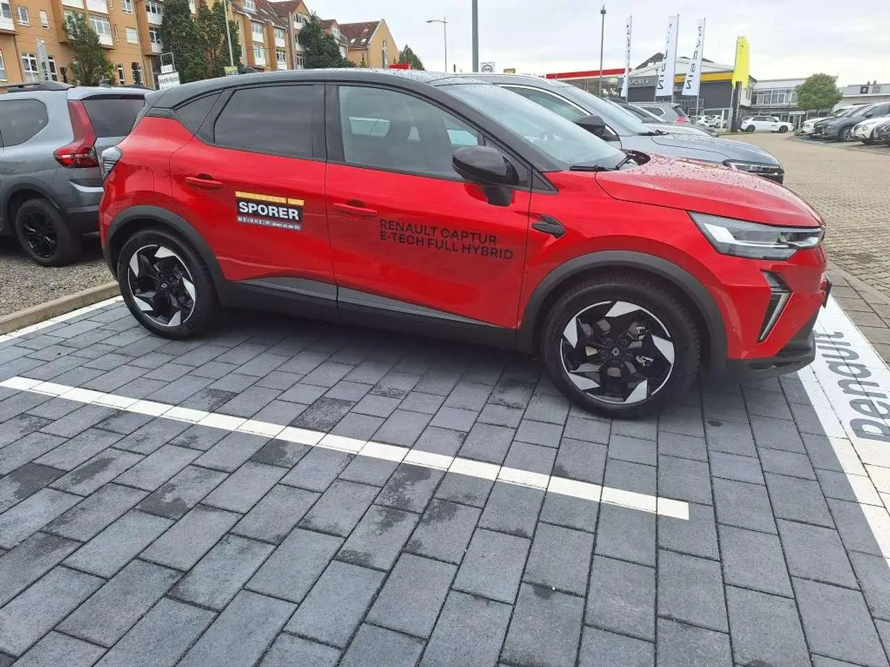 Photo 1 : Renault Captur 2024 Hybride