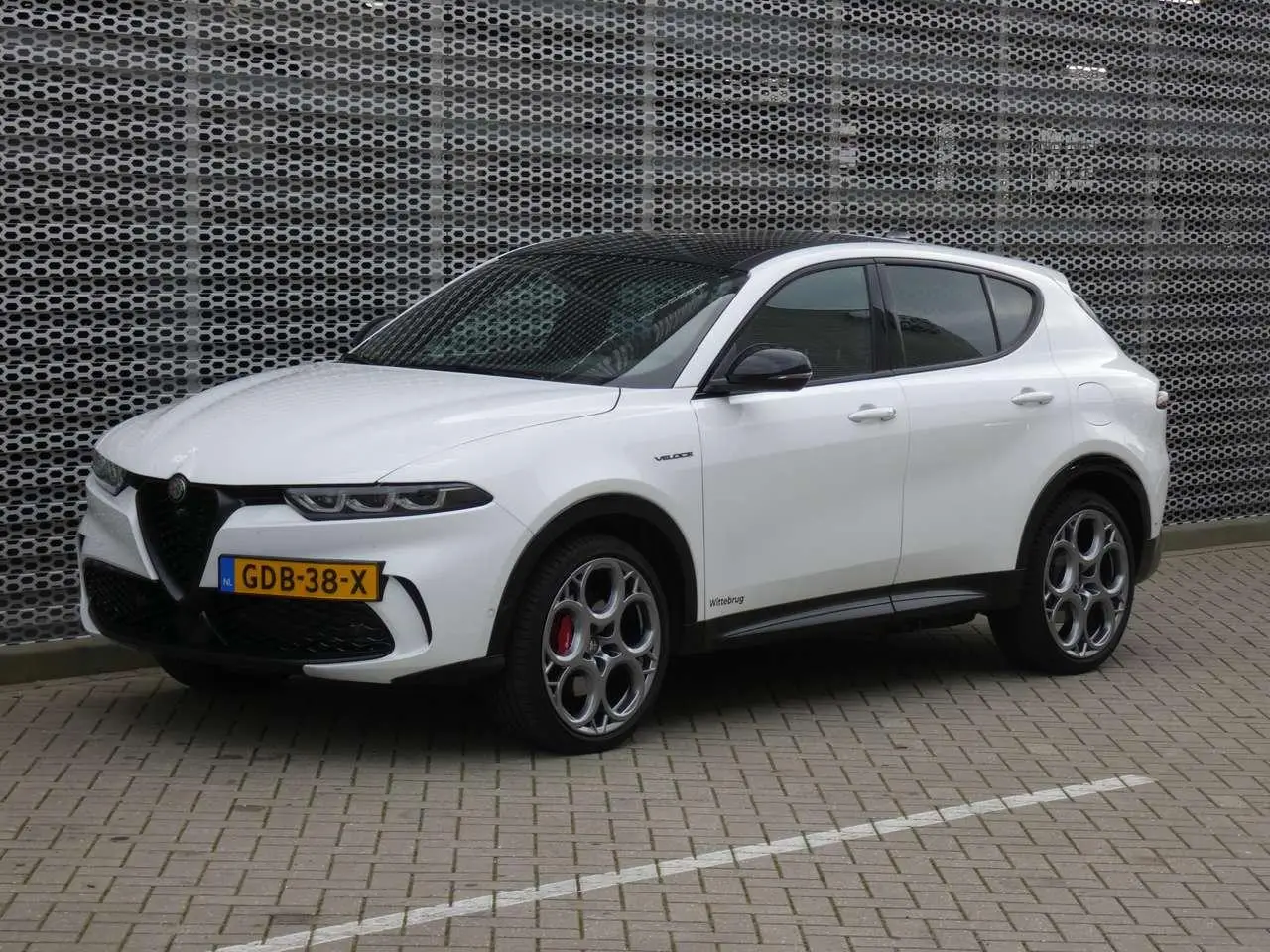 Photo 1 : Alfa Romeo Tonale 2024 Hybrid