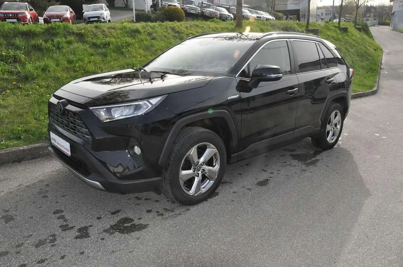 Photo 1 : Toyota Rav4 2019 Hybrid