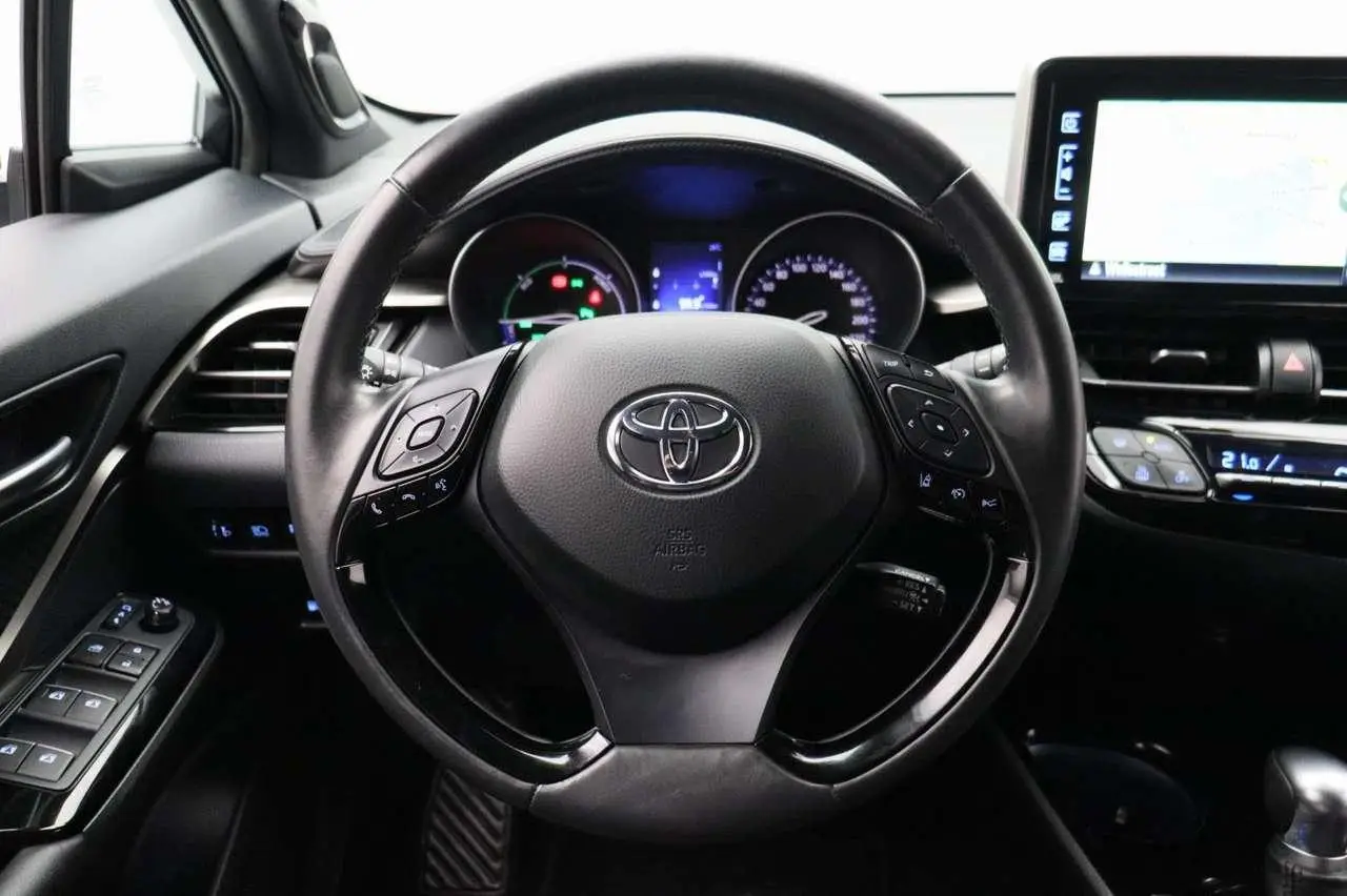 Photo 1 : Toyota C-hr 2019 Hybride