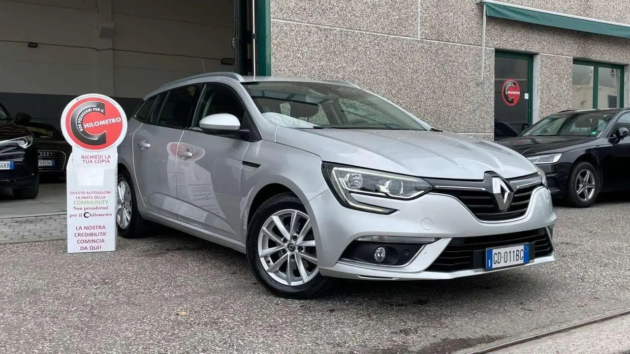 Photo 1 : Renault Megane 2020 Diesel