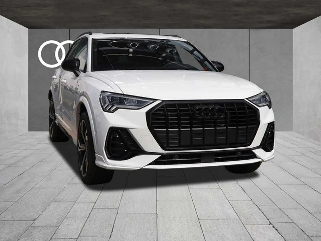 Photo 1 : Audi Q3 2024 Essence