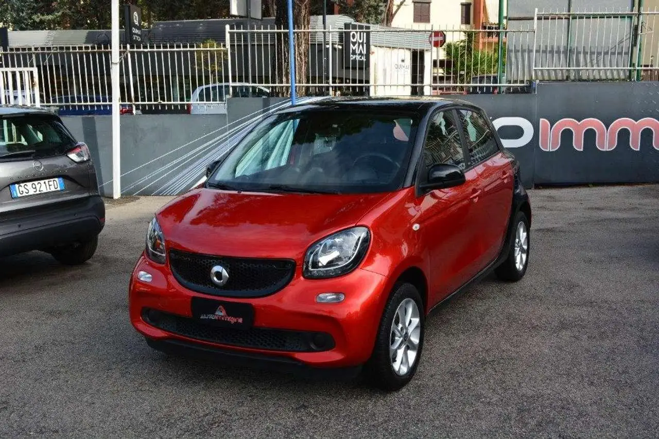 Photo 1 : Smart Forfour 2019 Petrol