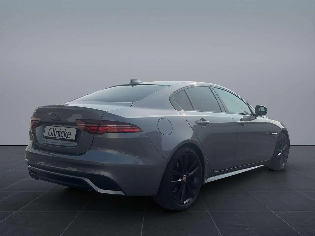 Photo 1 : Jaguar Xe 2023 Diesel