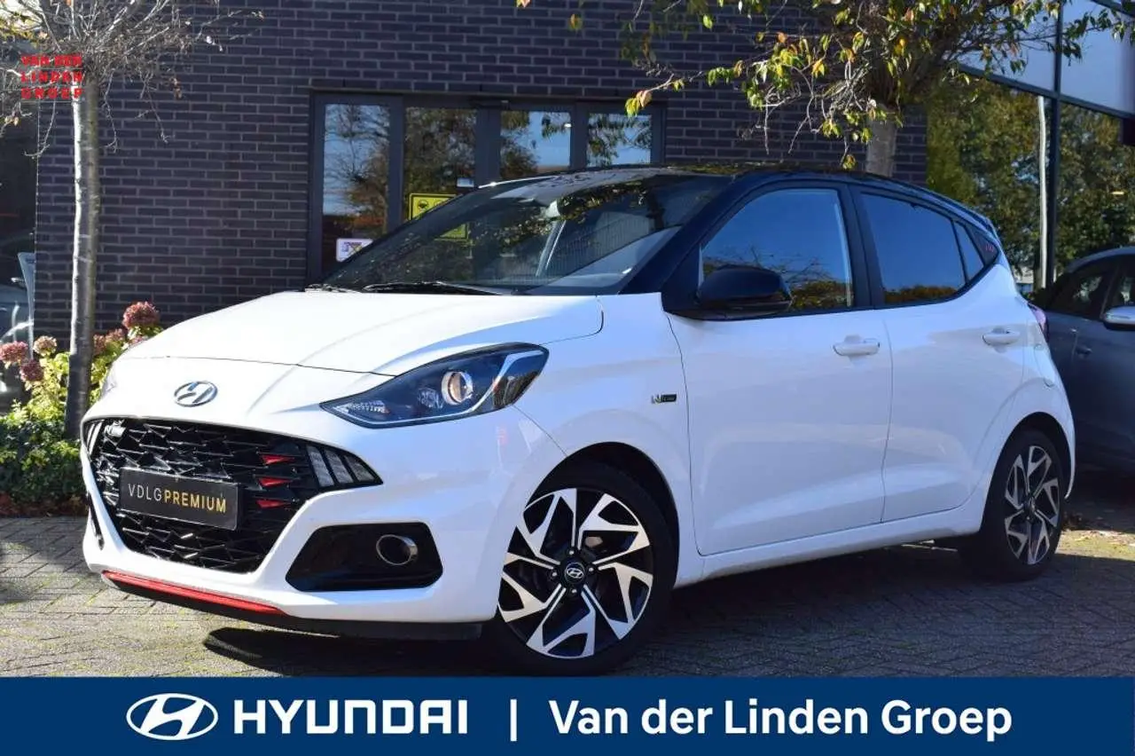 Photo 1 : Hyundai I10 2023 Petrol