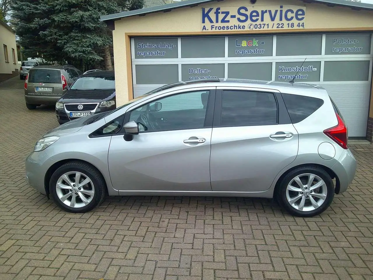 Photo 1 : Nissan Note 2014 Petrol