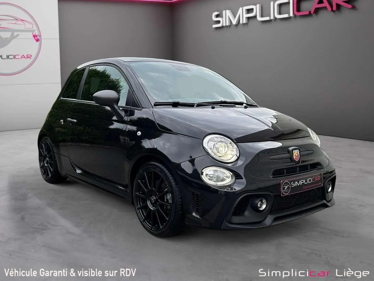 Photo 1 : Abarth 595 2023 Petrol