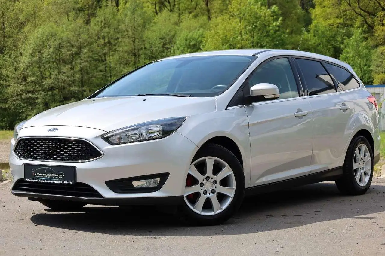 Photo 1 : Ford Focus 2016 Diesel