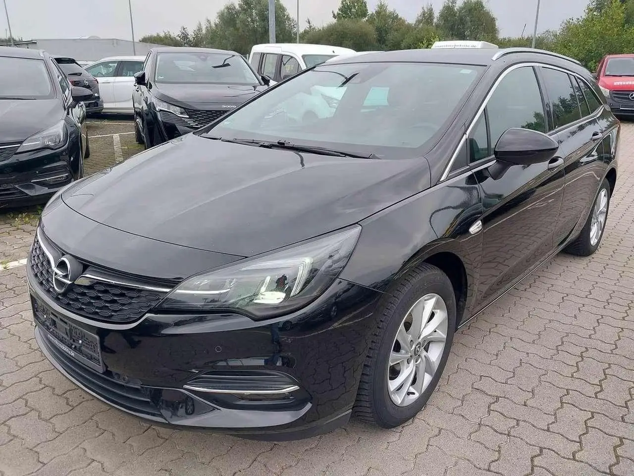 Photo 1 : Opel Astra 2022 Essence