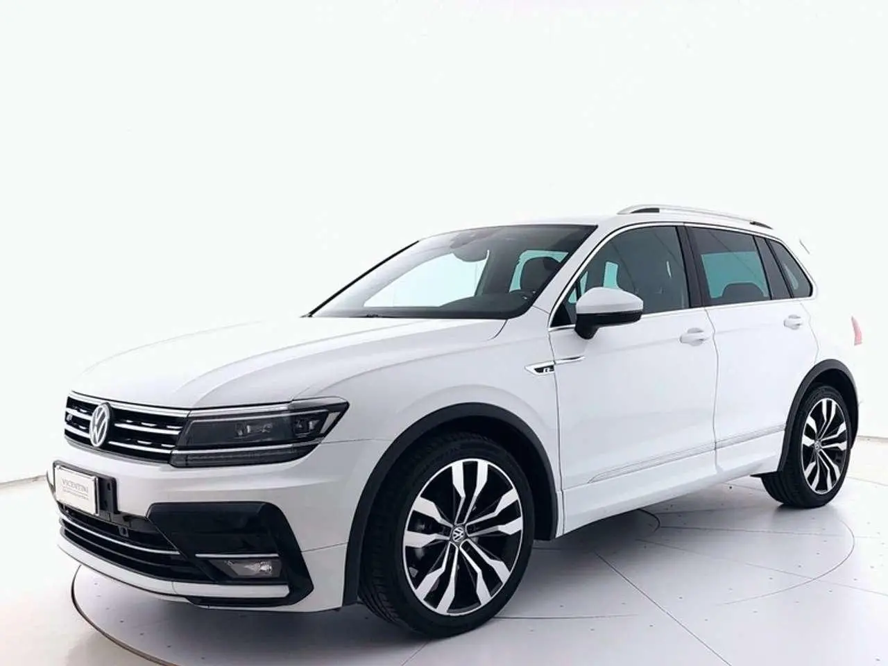 Photo 1 : Volkswagen Tiguan 2019 Essence