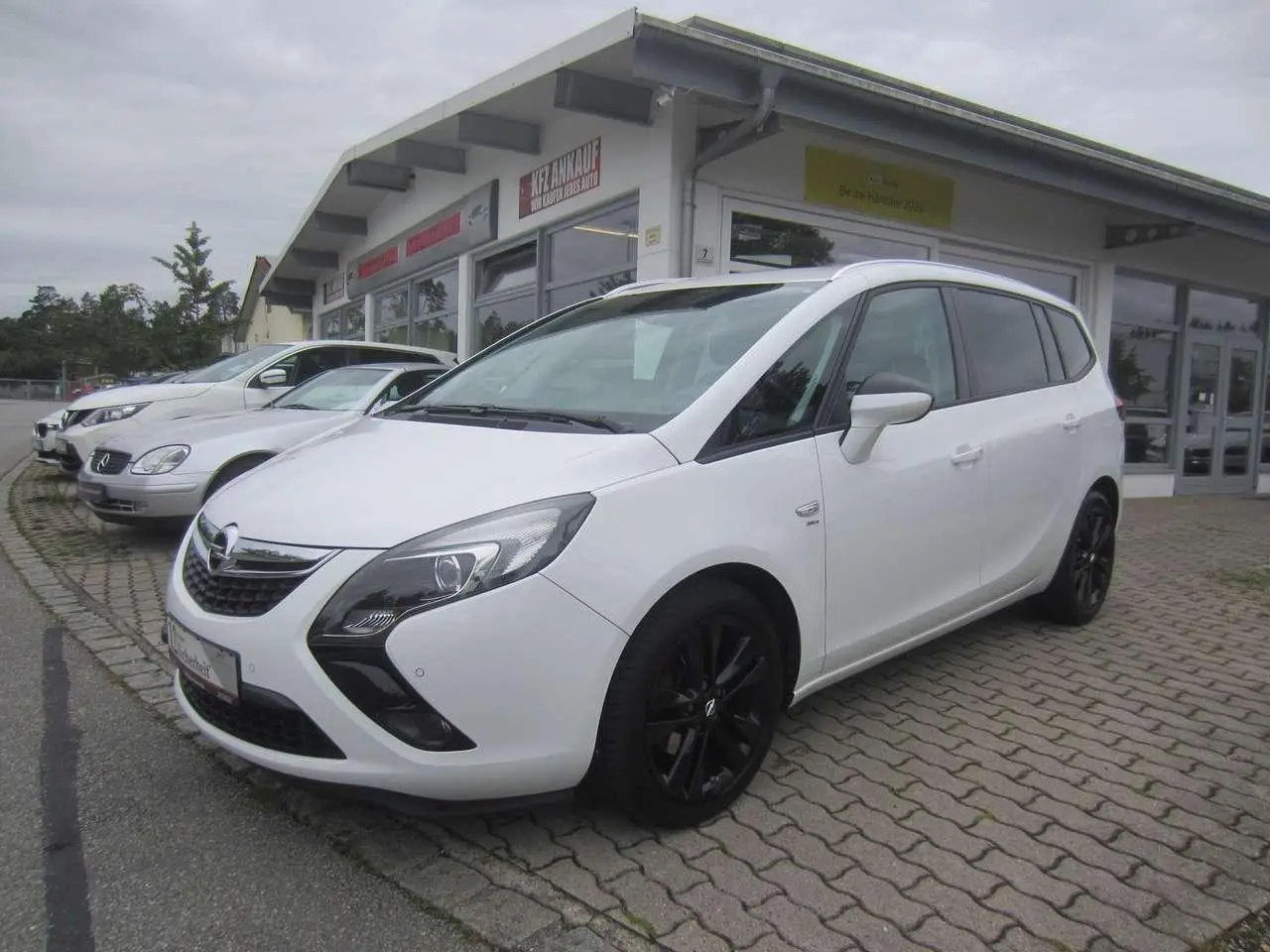 Photo 1 : Opel Zafira 2016 Diesel