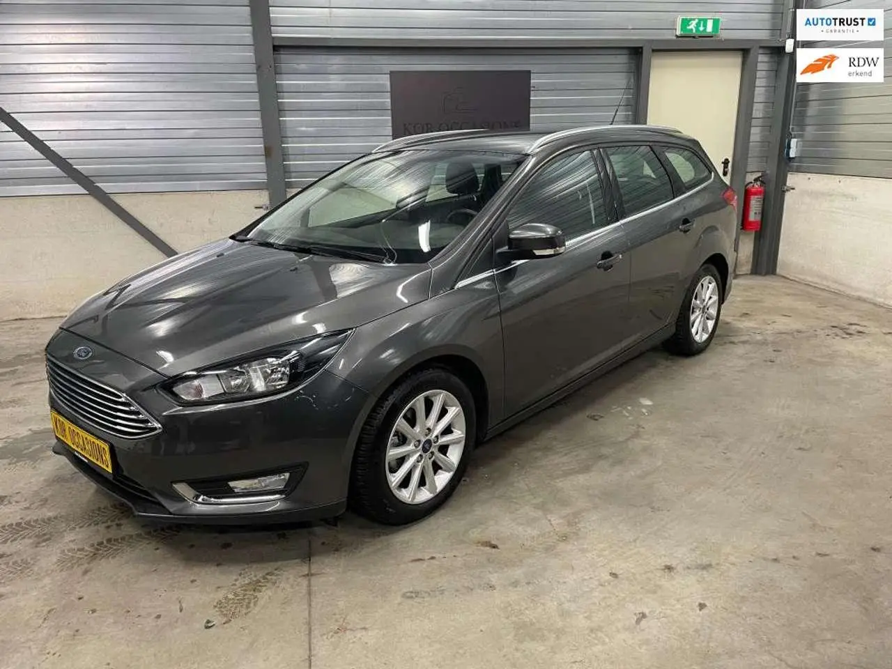 Photo 1 : Ford Focus 2016 Petrol