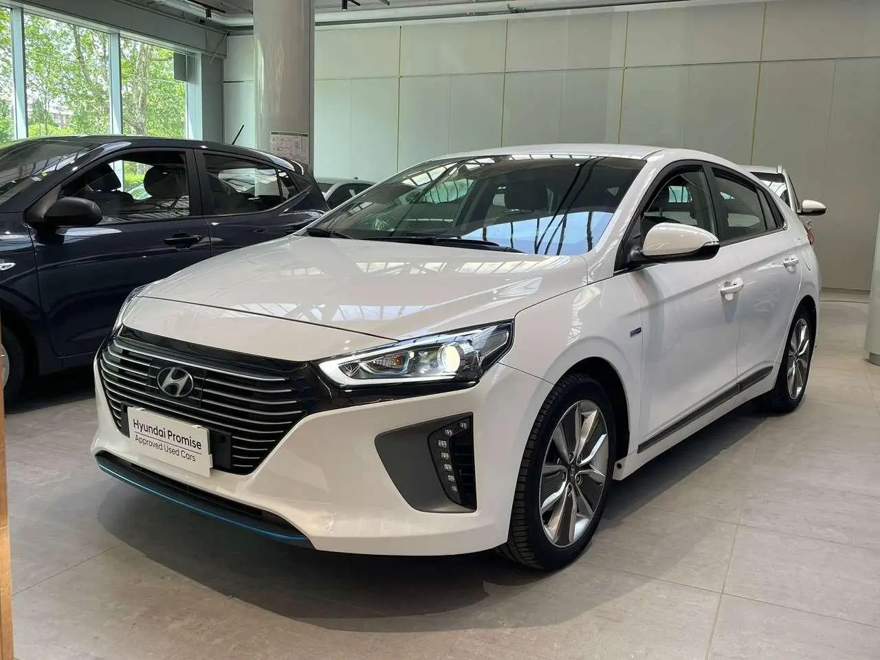 Photo 1 : Hyundai Ioniq 2019 Hybride