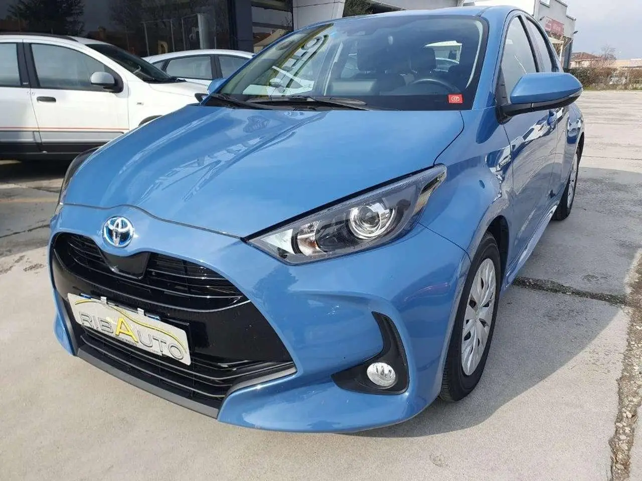 Photo 1 : Toyota Yaris 2021 Hybrid