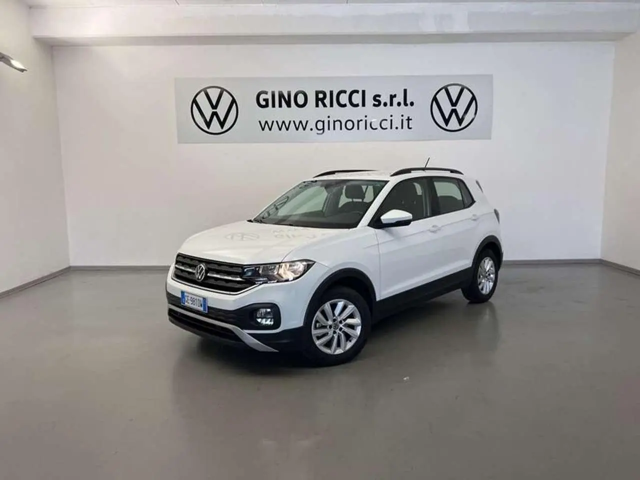 Photo 1 : Volkswagen T-cross 2021 Essence