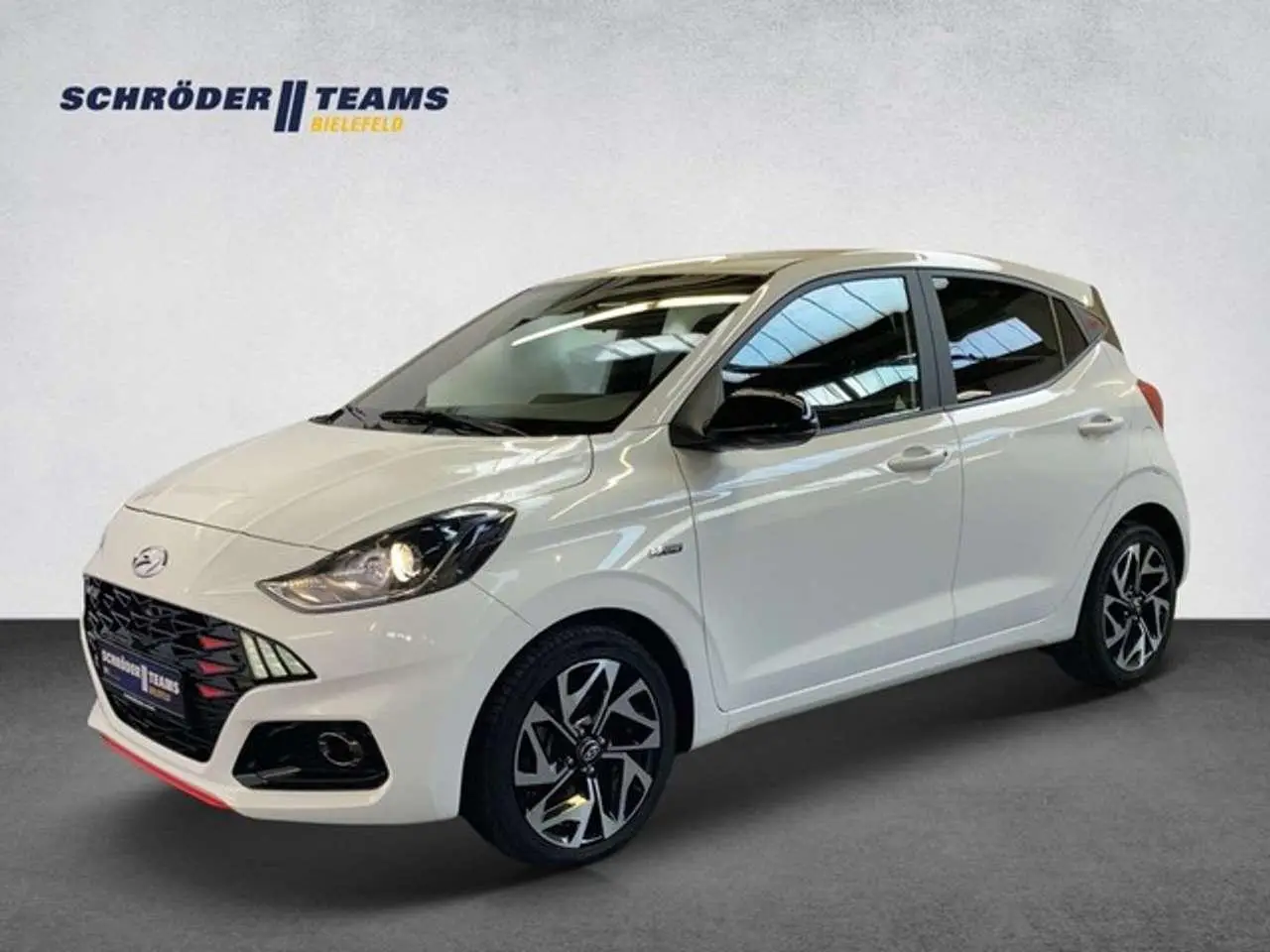 Photo 1 : Hyundai I10 2022 Essence