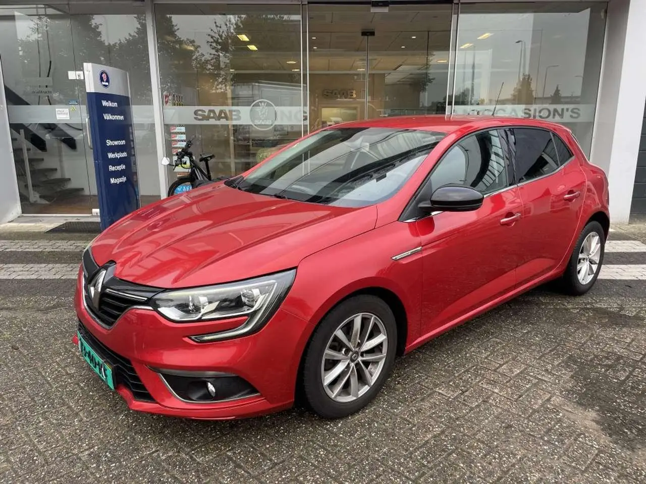 Photo 1 : Renault Megane 2017 Petrol