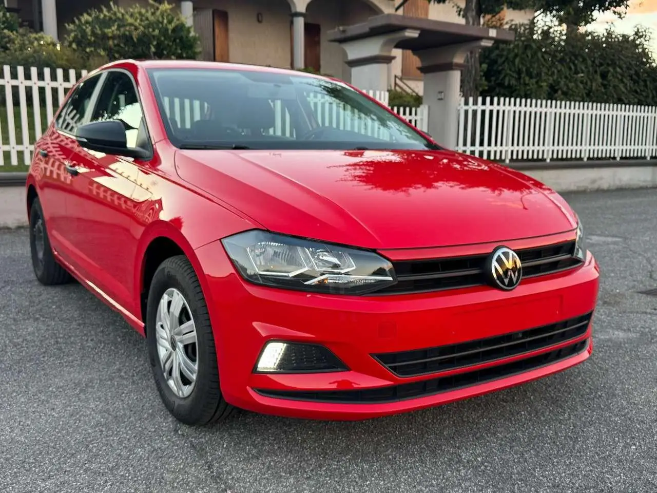 Photo 1 : Volkswagen Polo 2021 Petrol