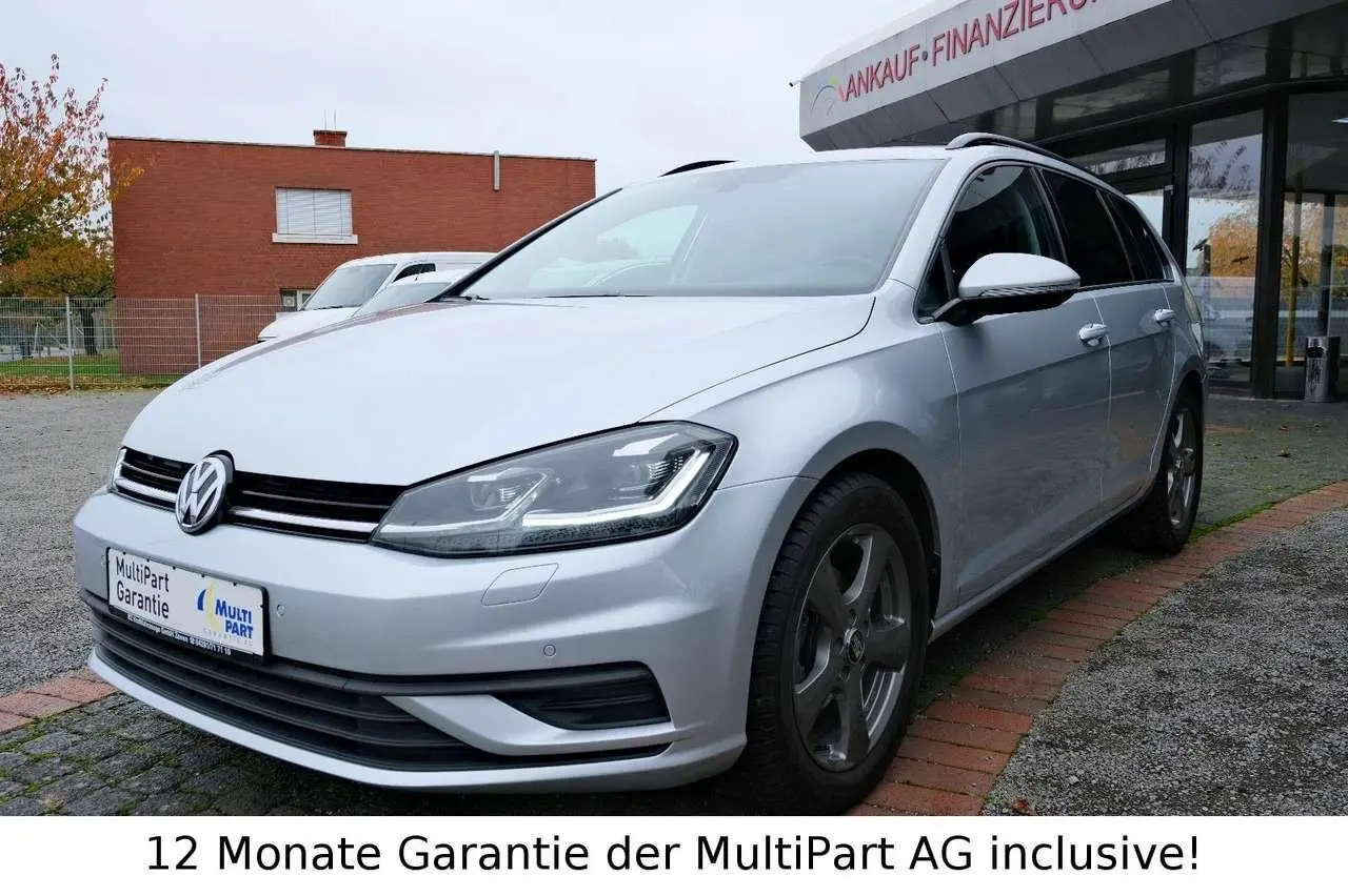 Photo 1 : Volkswagen Golf 2020 Diesel