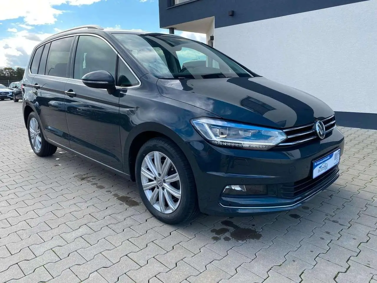 Photo 1 : Volkswagen Touran 2018 Petrol