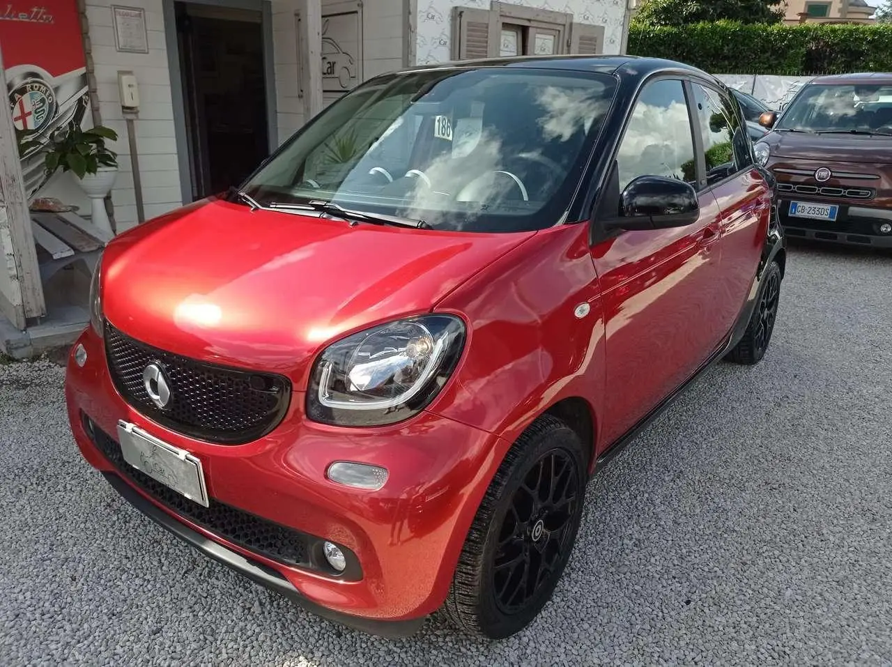 Photo 1 : Smart Forfour 2015 Petrol