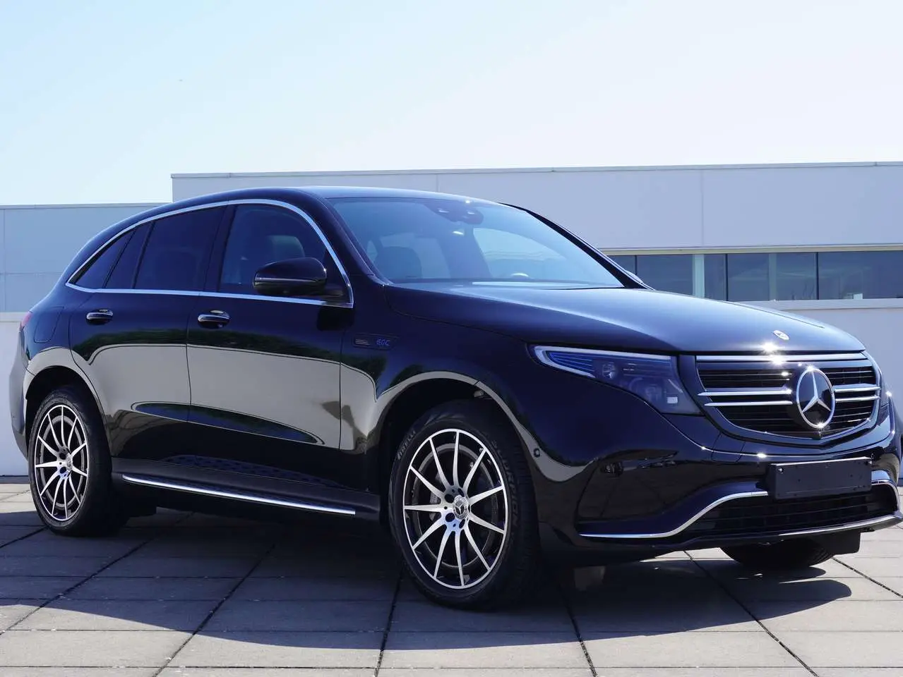 Photo 1 : Mercedes-benz Eqc 2022 Électrique