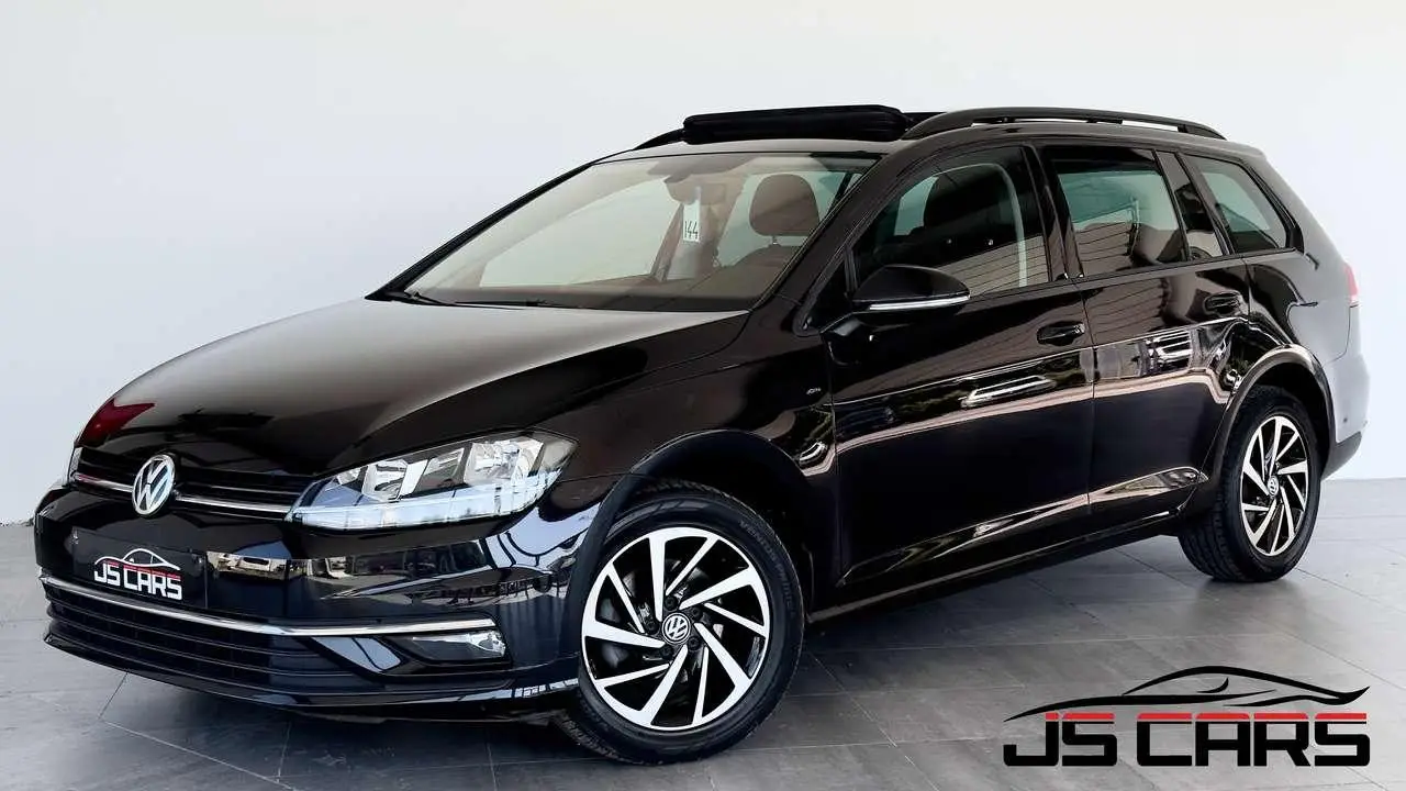 Photo 1 : Volkswagen Golf 2018 Diesel