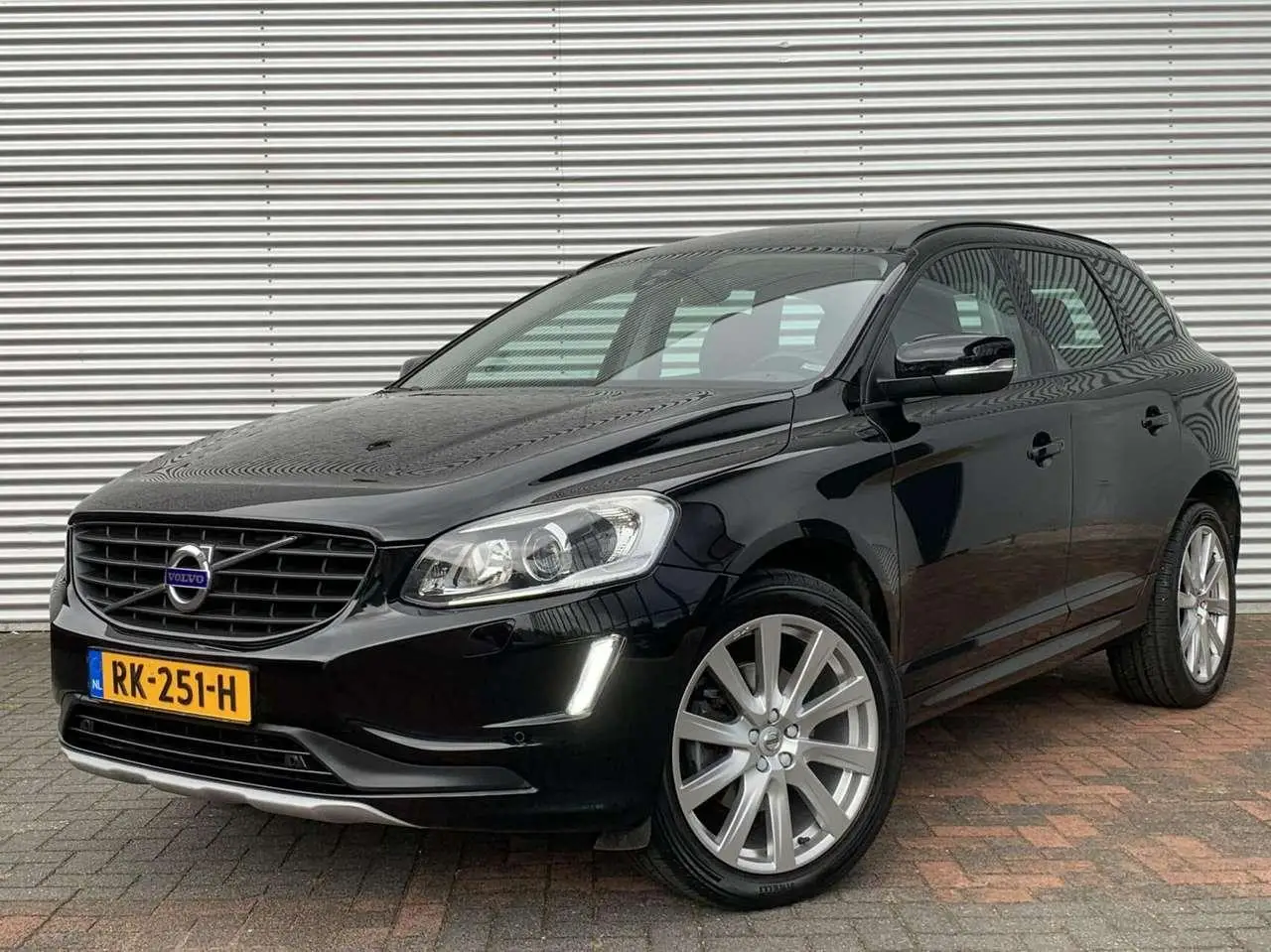 Photo 1 : Volvo Xc60 2017 Diesel