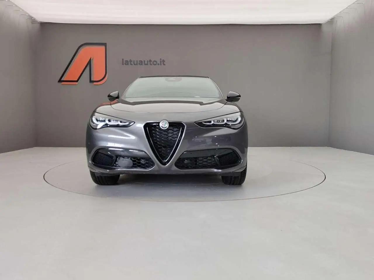 Photo 1 : Alfa Romeo Stelvio 2024 Diesel