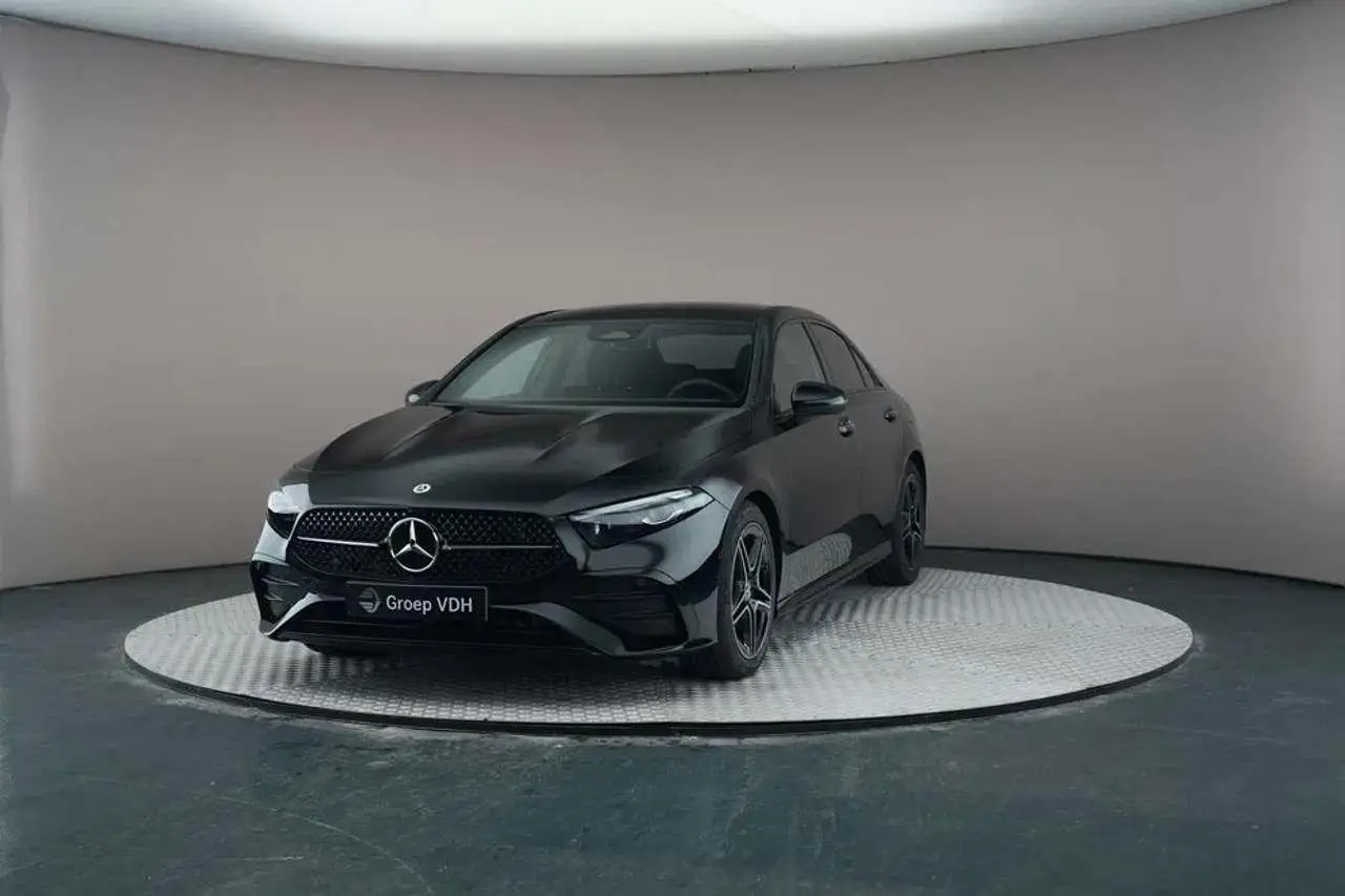 Photo 1 : Mercedes-benz Classe A 2024 Essence