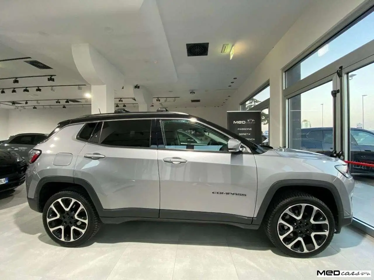 Photo 1 : Jeep Compass 2018 Diesel