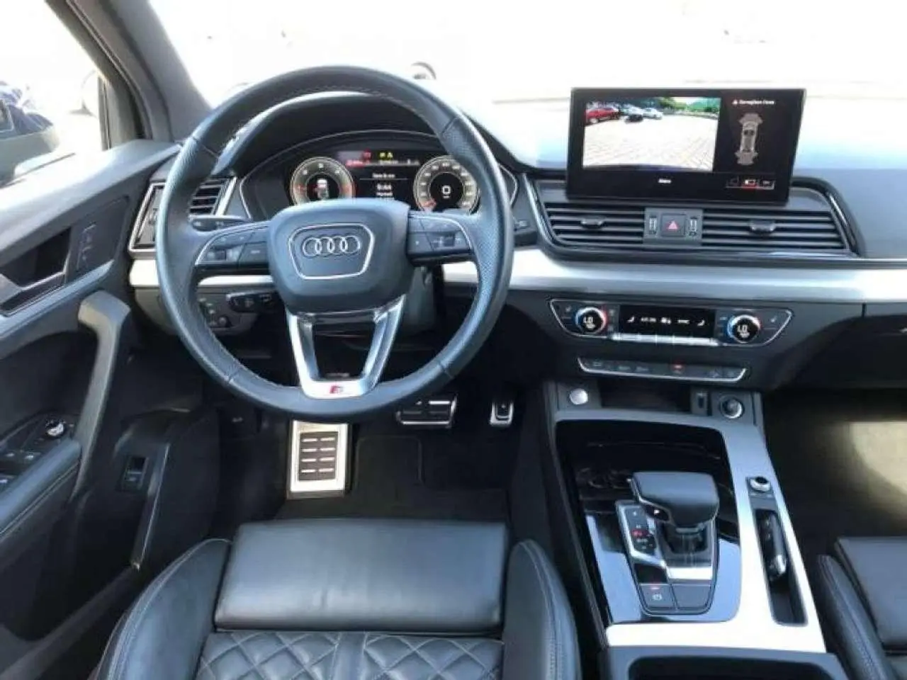 Photo 1 : Audi Q5 2021 Hybride