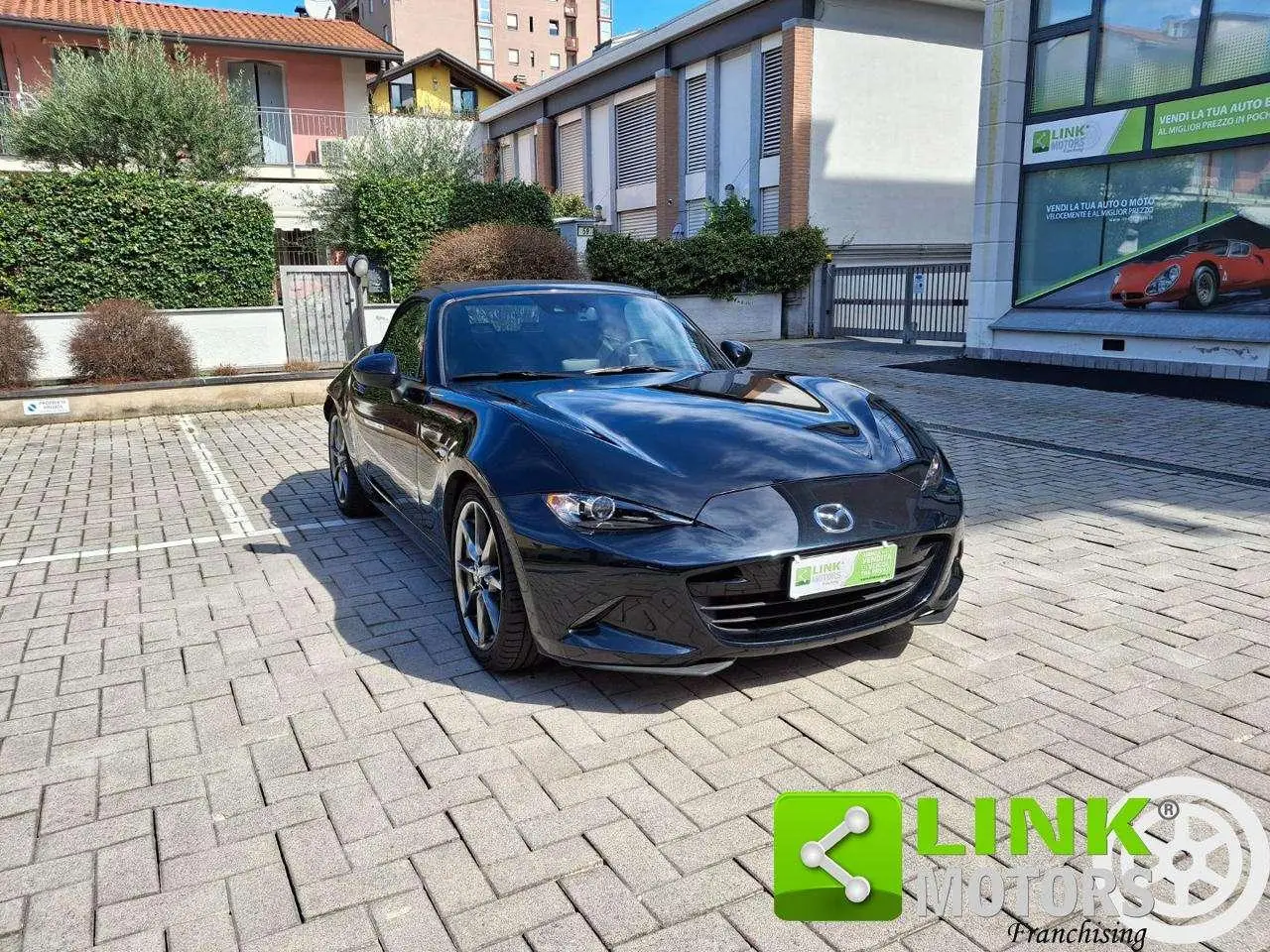 Photo 1 : Mazda Mx-5 2019 Essence