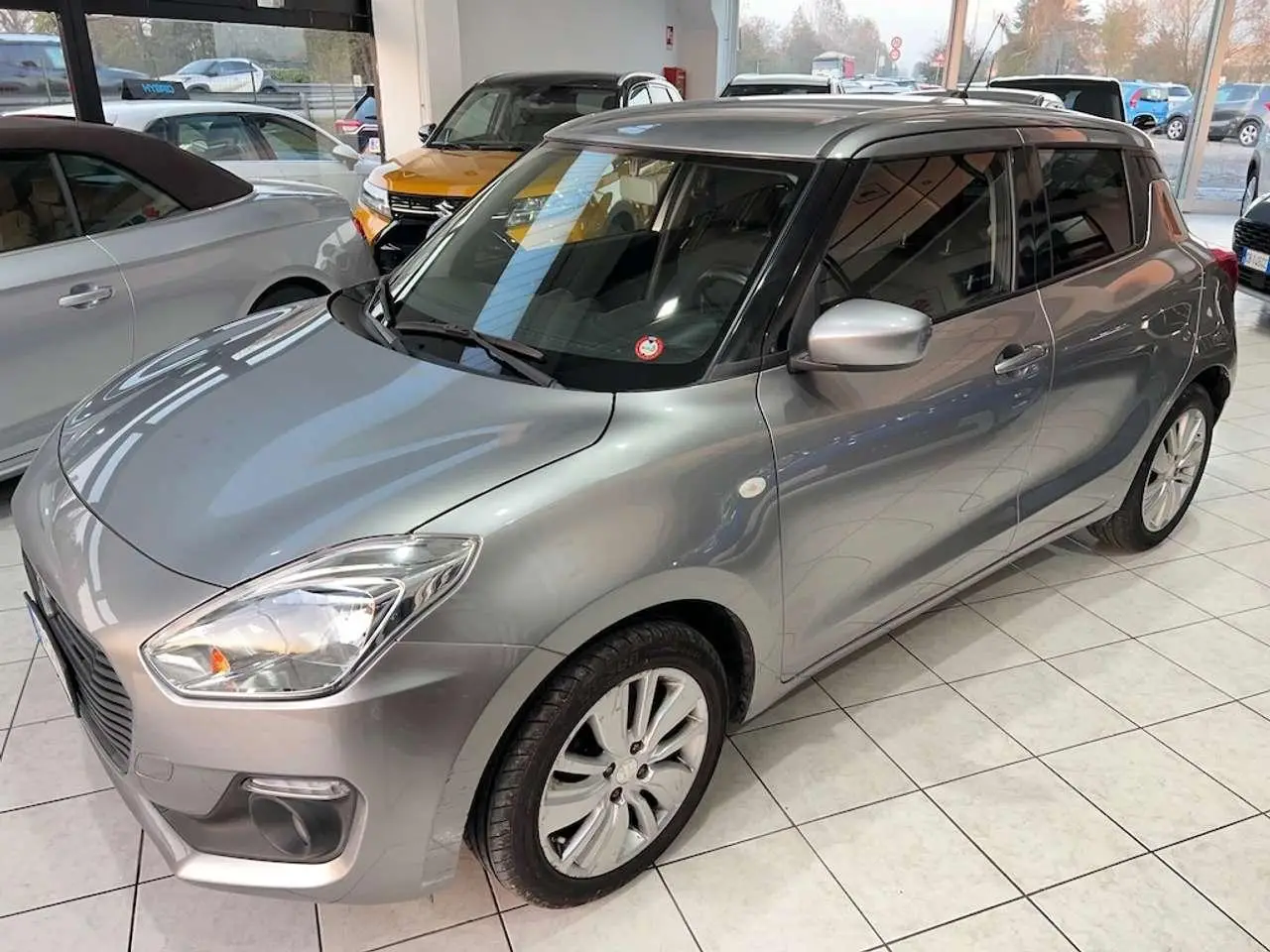 Photo 1 : Suzuki Swift 2019 Essence