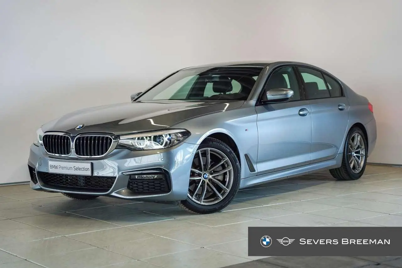 Photo 1 : Bmw Serie 5 2019 Essence