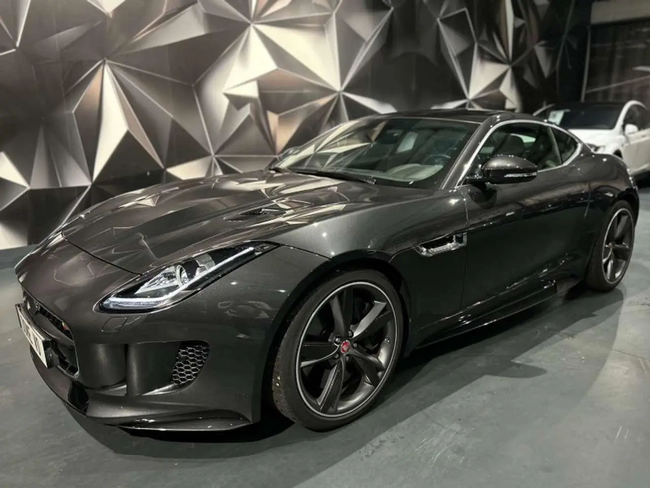 Photo 1 : Jaguar F-type 2016 Petrol