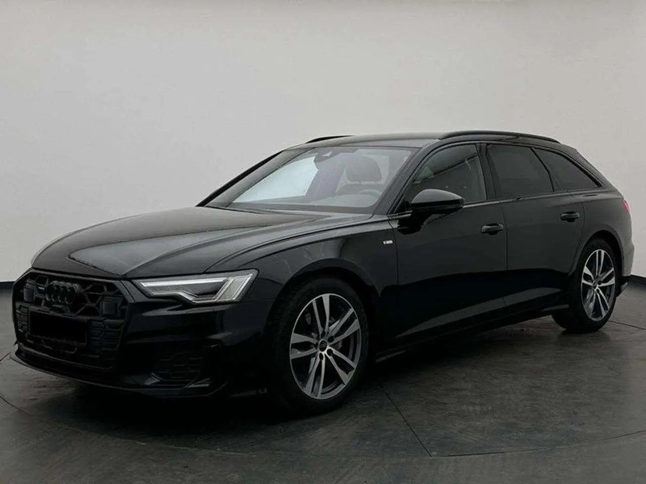 Photo 1 : Audi A6 2023 Hybrid