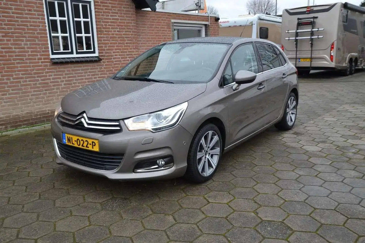 Photo 1 : Citroen C4 2016 Petrol