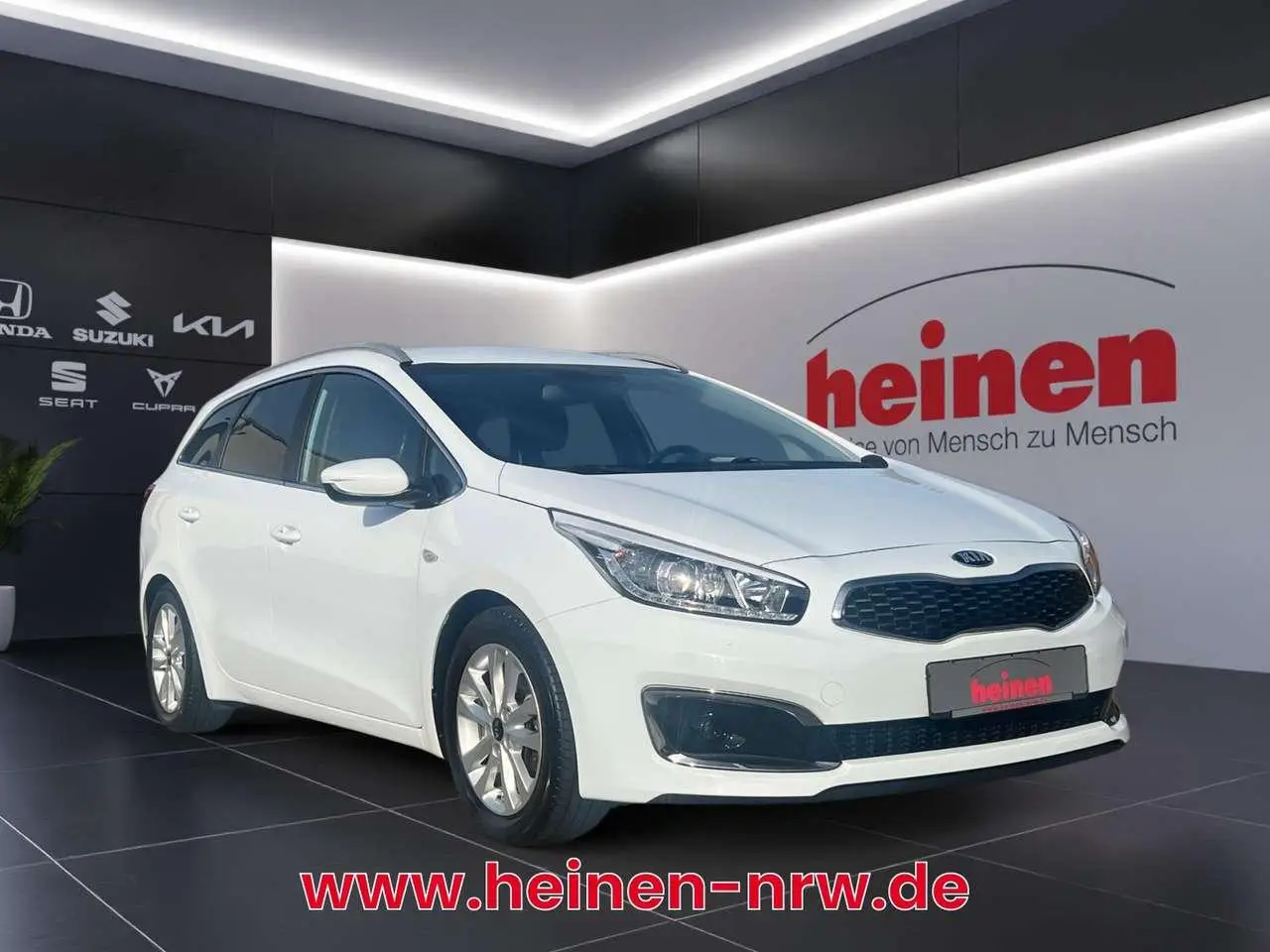 Photo 1 : Kia Ceed 2017 Petrol