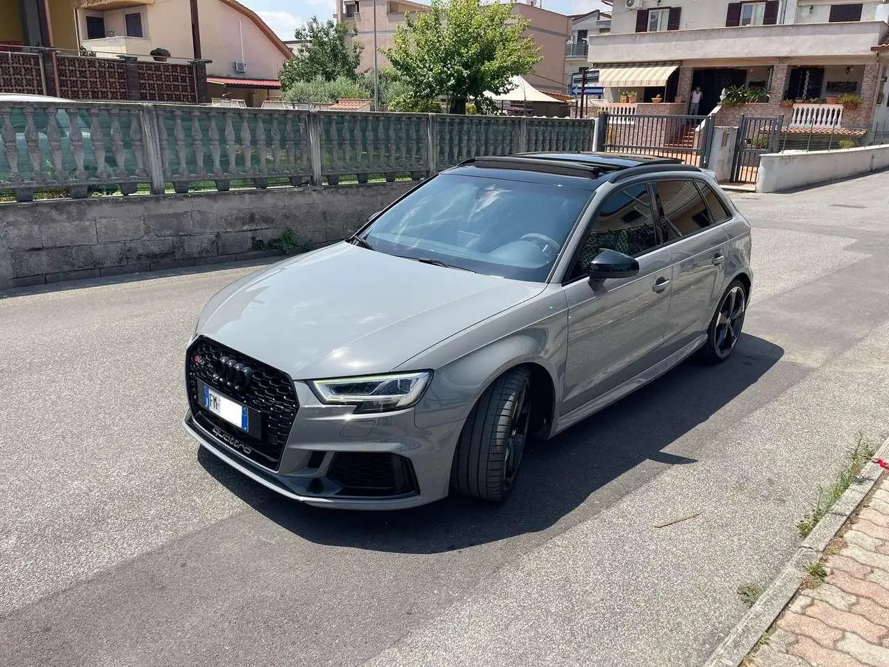 Photo 1 : Audi Rs3 2018 Petrol