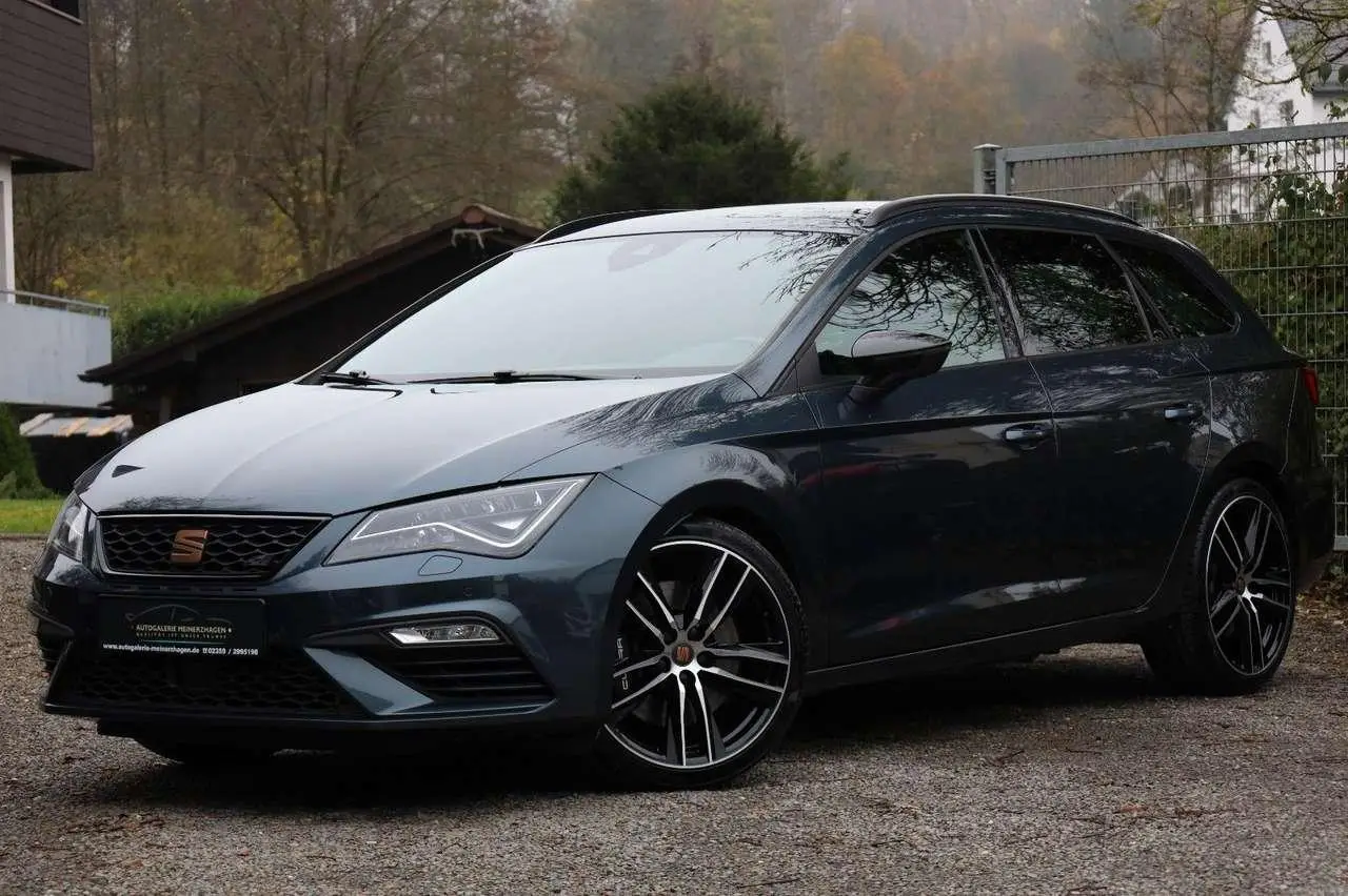 Photo 1 : Seat Leon 2018 Petrol