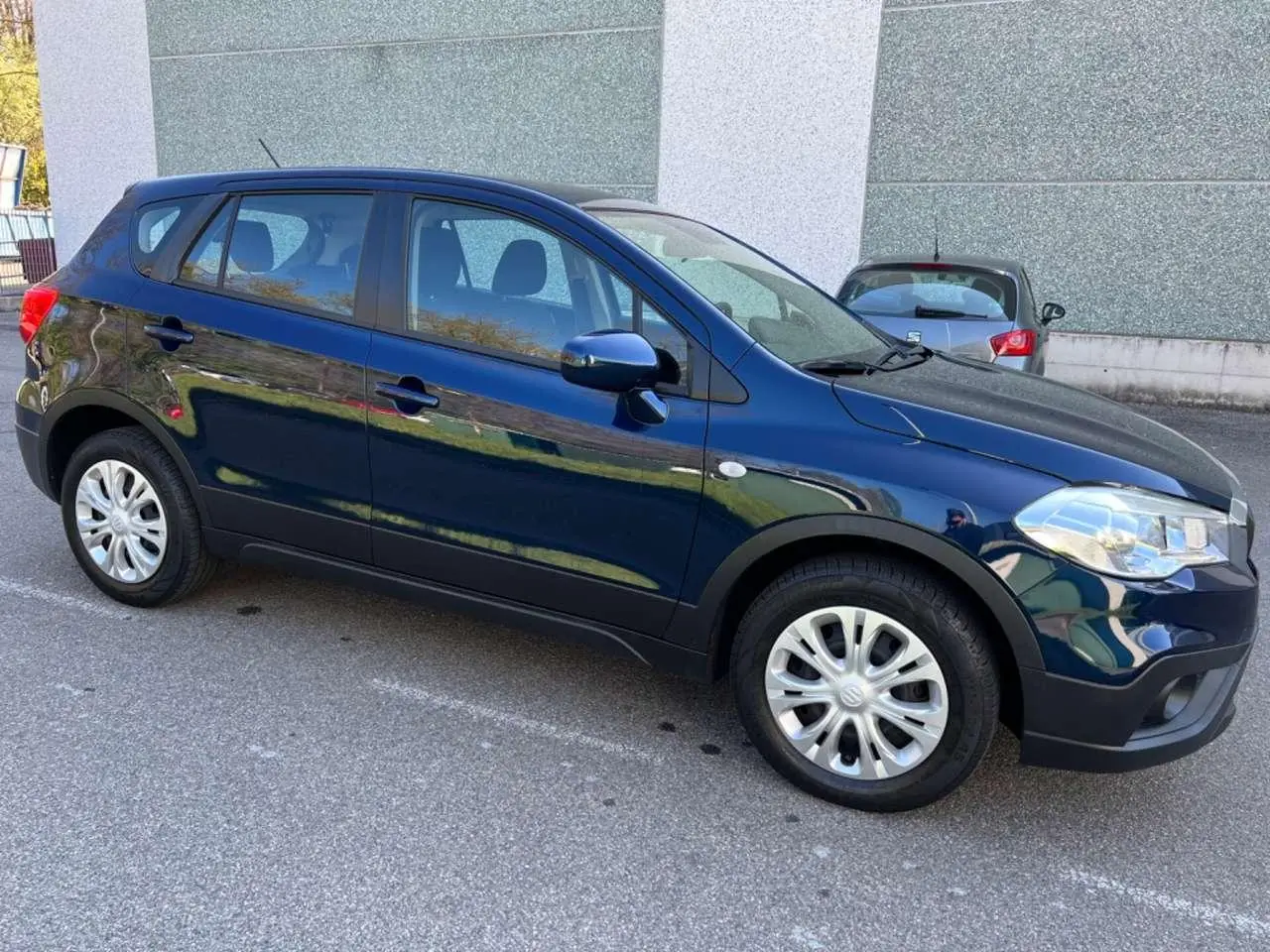 Photo 1 : Suzuki Sx4 2017 Petrol