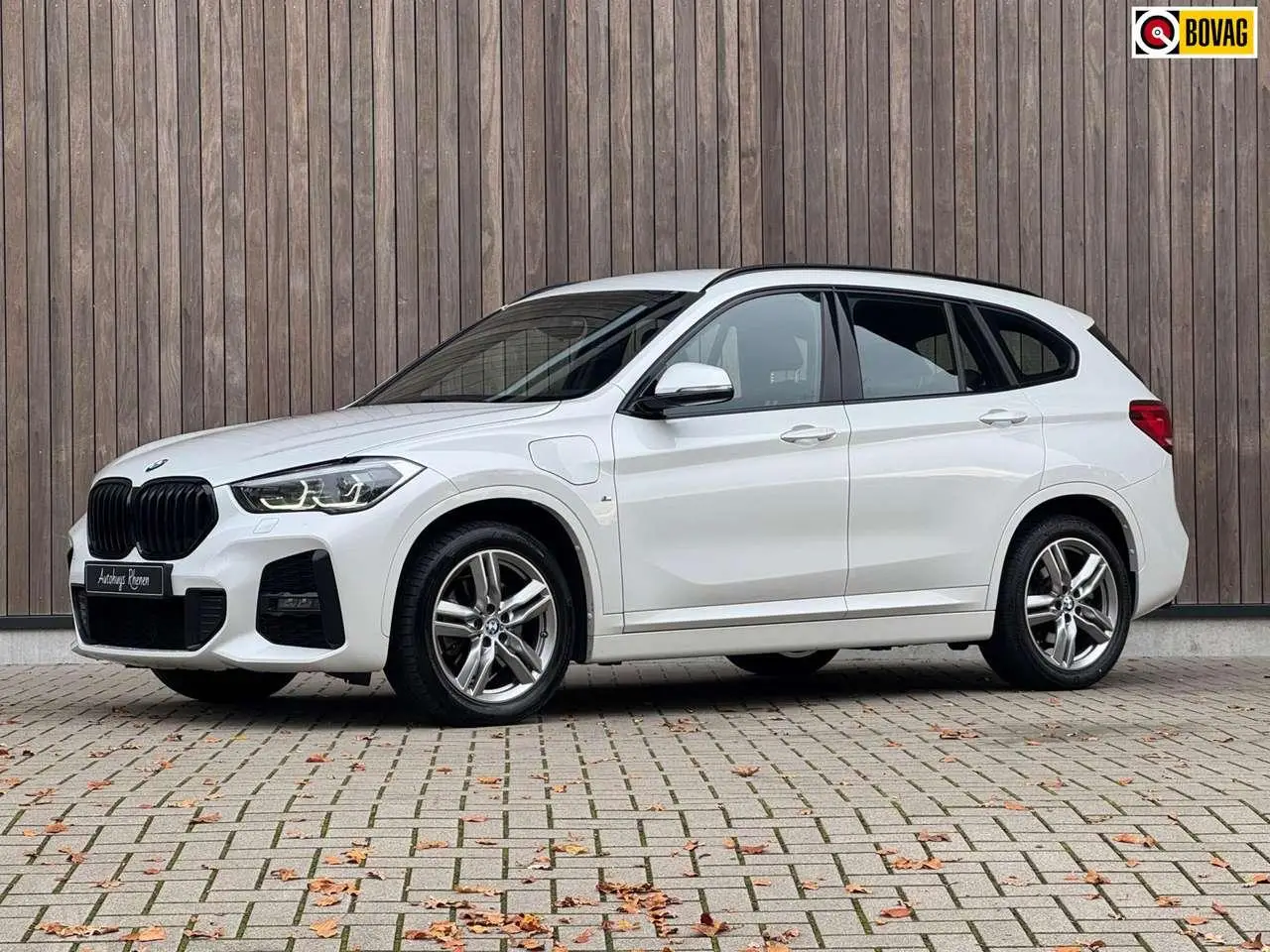 Photo 1 : Bmw X1 2021 Hybride