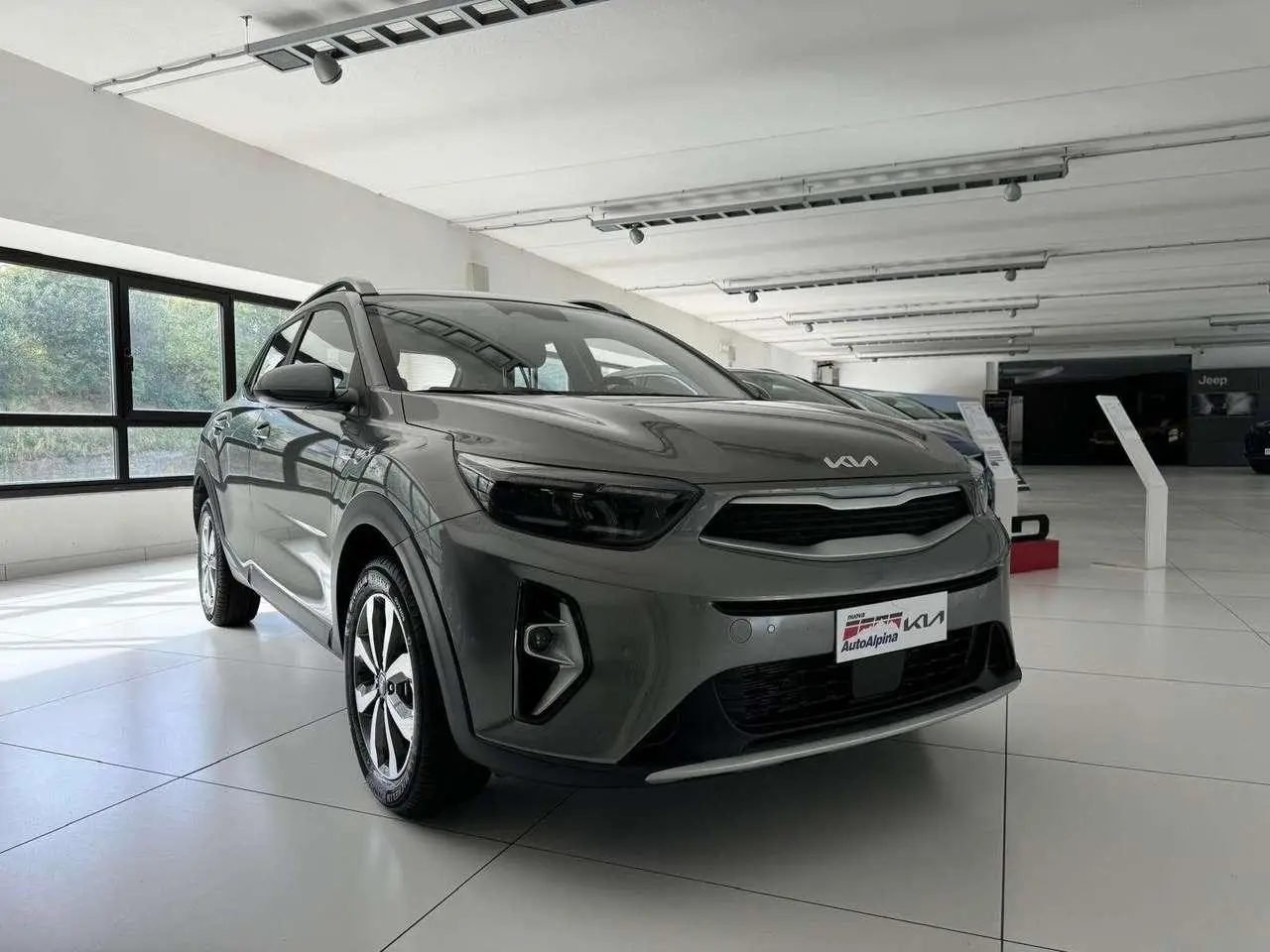 Photo 1 : Kia Stonic 2024 Petrol