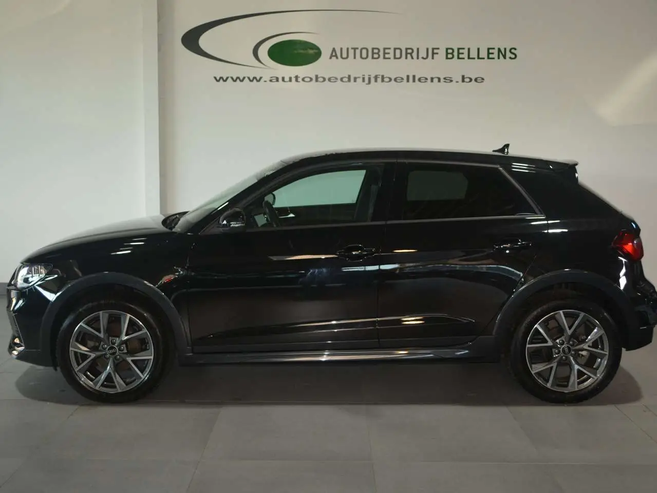 Photo 1 : Audi A1 2021 Petrol