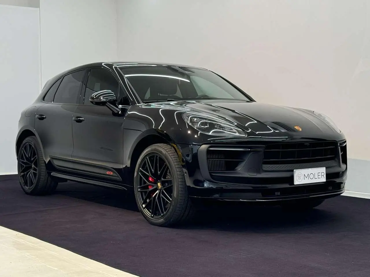 Photo 1 : Porsche Macan 2023 Essence