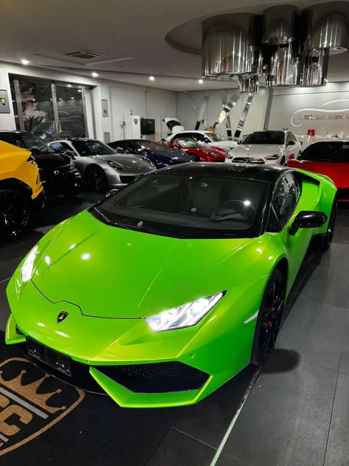 Photo 1 : Lamborghini Huracan 2017 Petrol