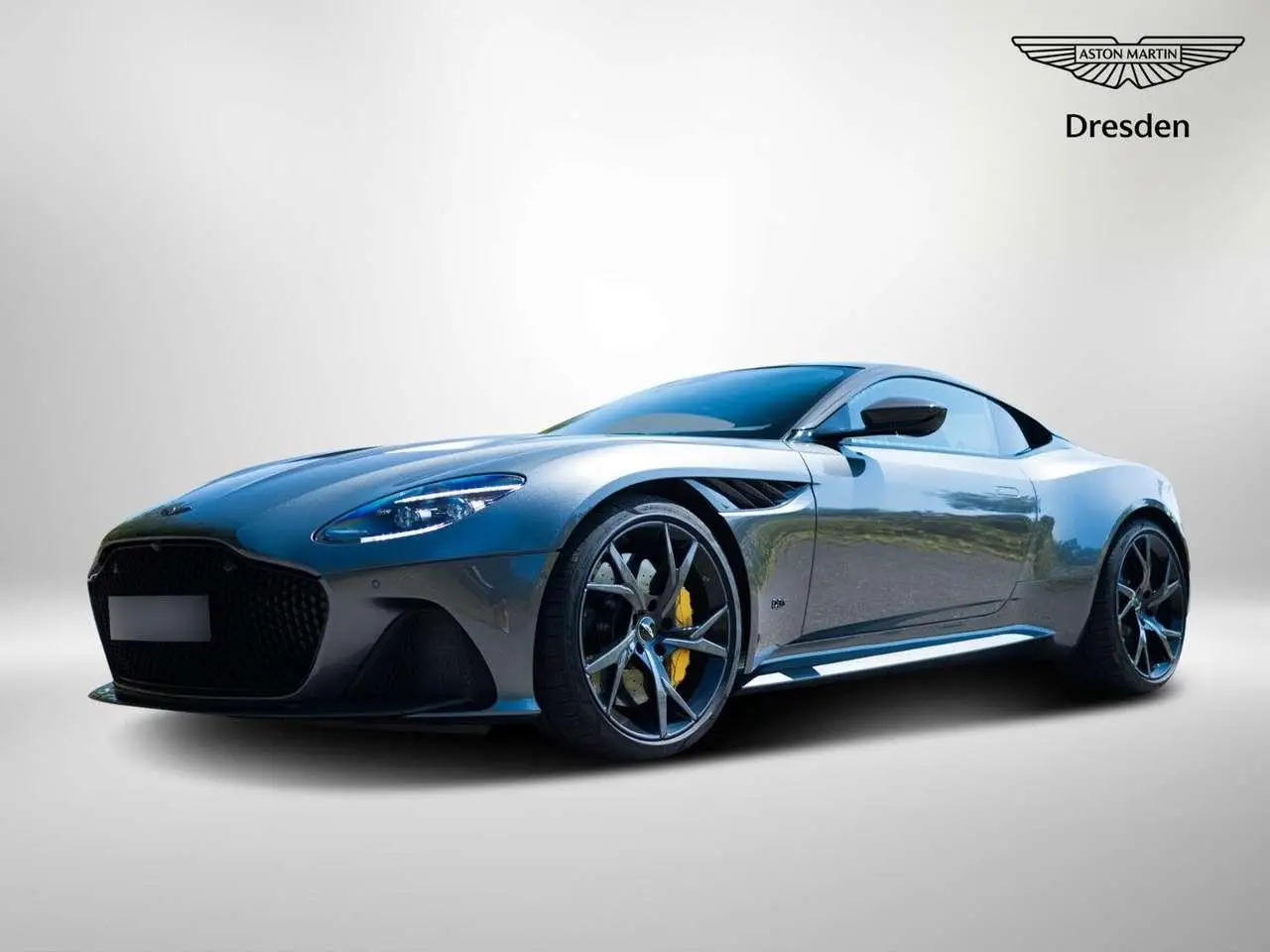 Photo 1 : Aston Martin Dbs 2022 Petrol